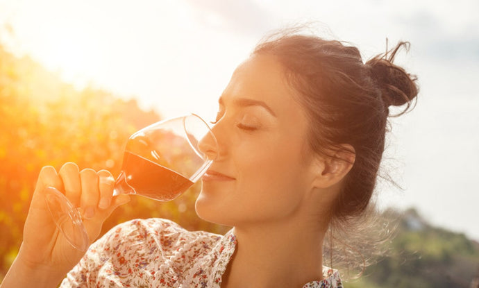 How To Drink Wine Properly - Drink Wine Like A Pro