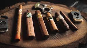 Top Picks for Humidor Travel: Keeping Your Cigars Fresh on the Go