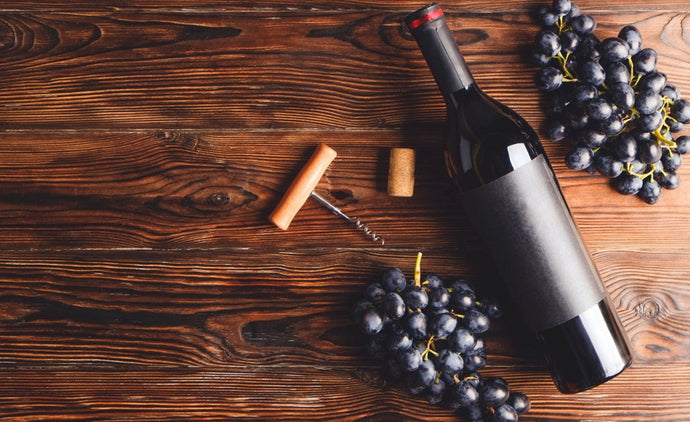 How to Serve Pinot Noir: 7 Serving and Storage Tips