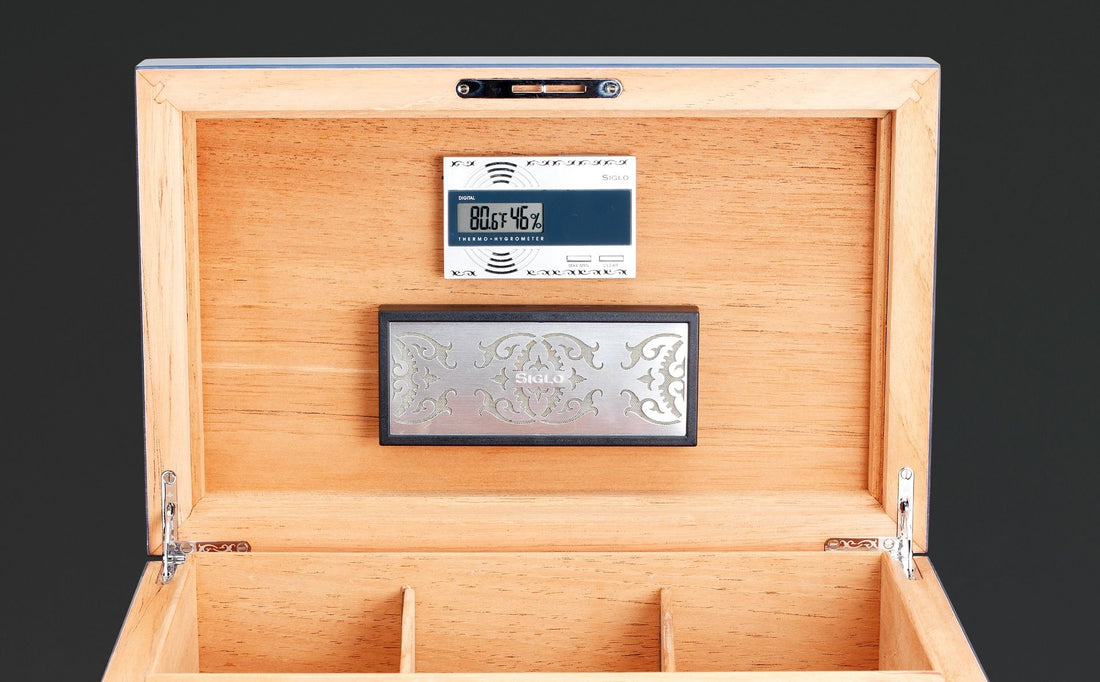Siglo Year of The Dog Humidor 75 Cigar ct.