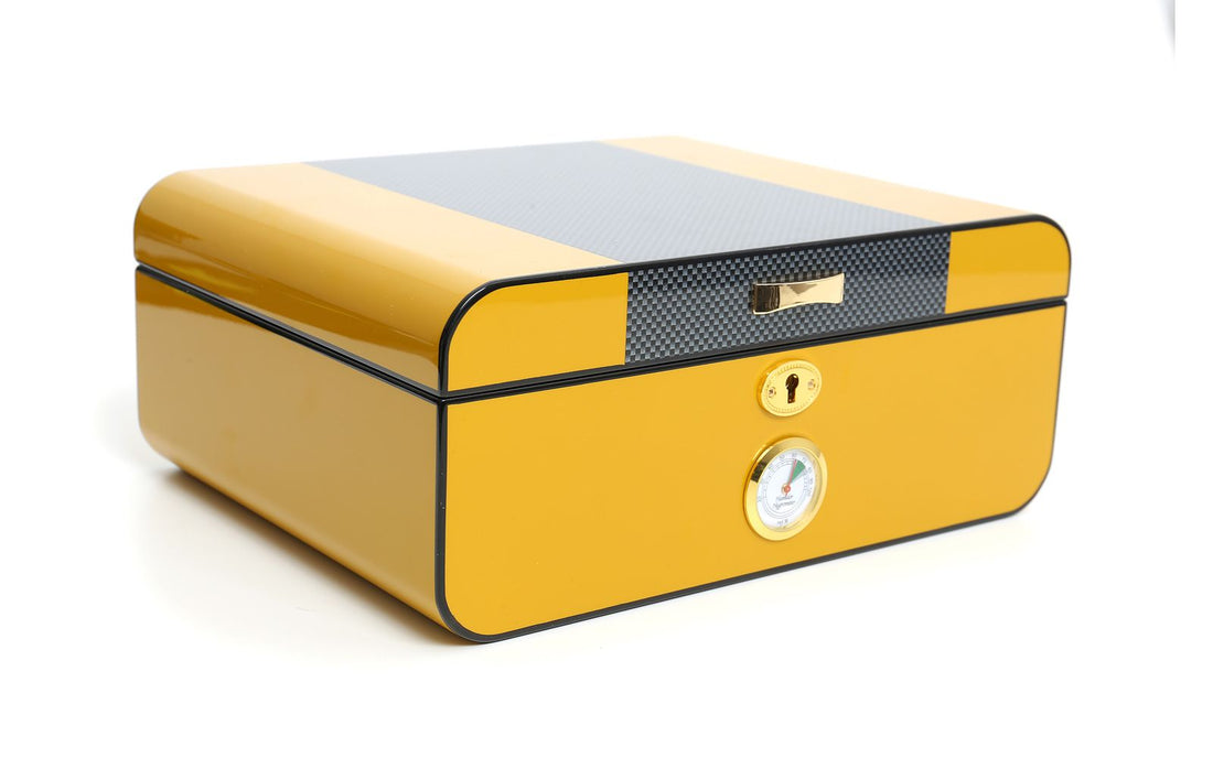 Savinelli Yellow Lacquered Humidor In Carbon Fiber