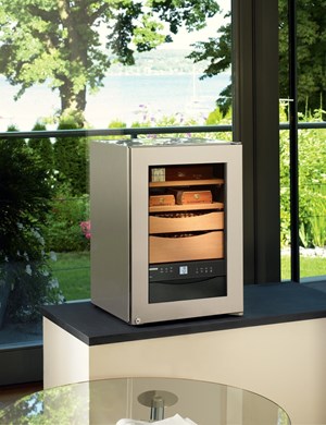 Liebherr ZKes 453 150 Cigar Ct. Electric Humidor