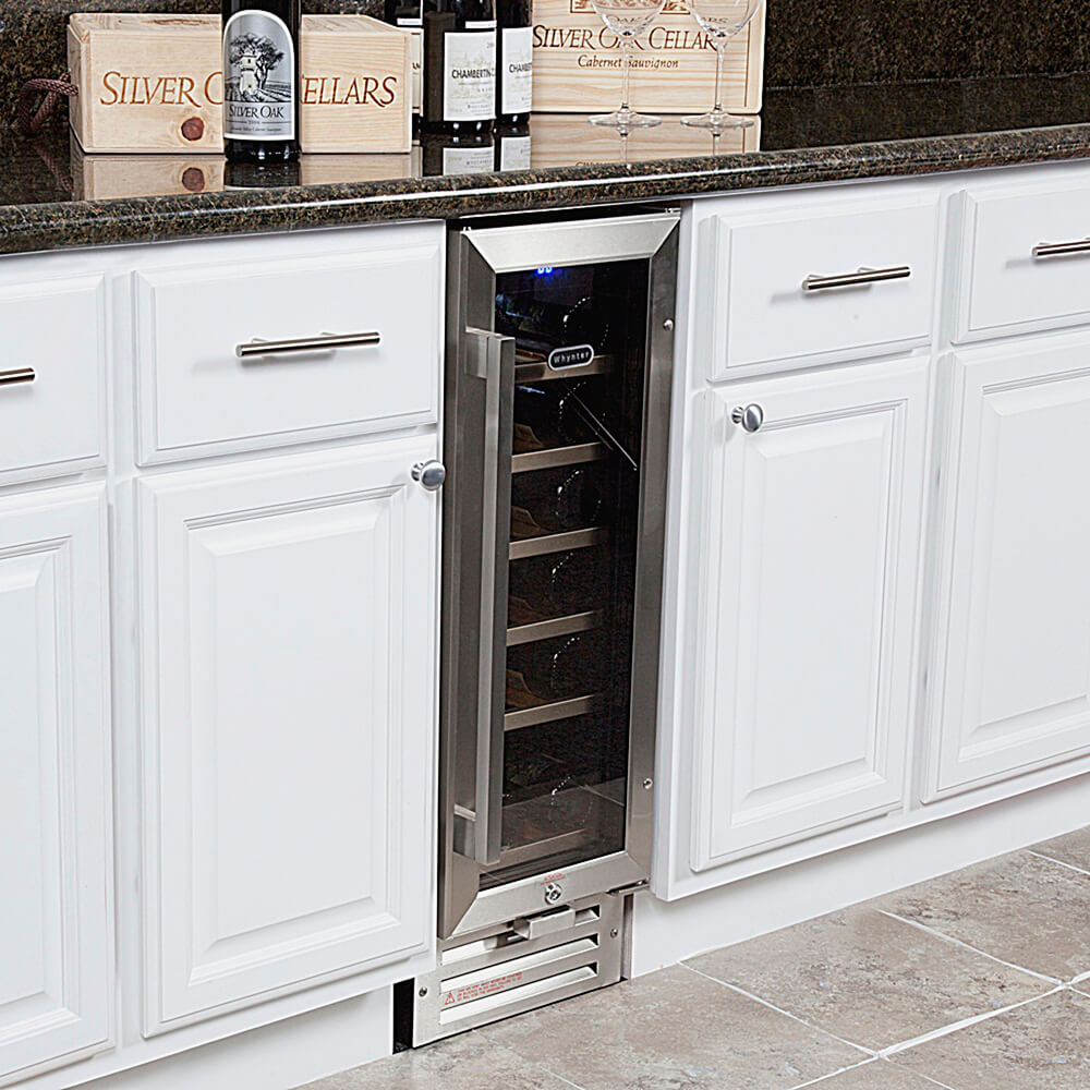 Whynter BWR-18SD 18 Bottle Built-In Wine Refrigerator