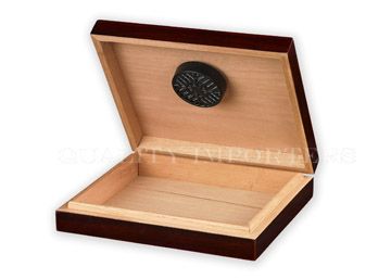 Quality Importers  15 Cigar Travel Humidor - Mahogany - Crown Humidors