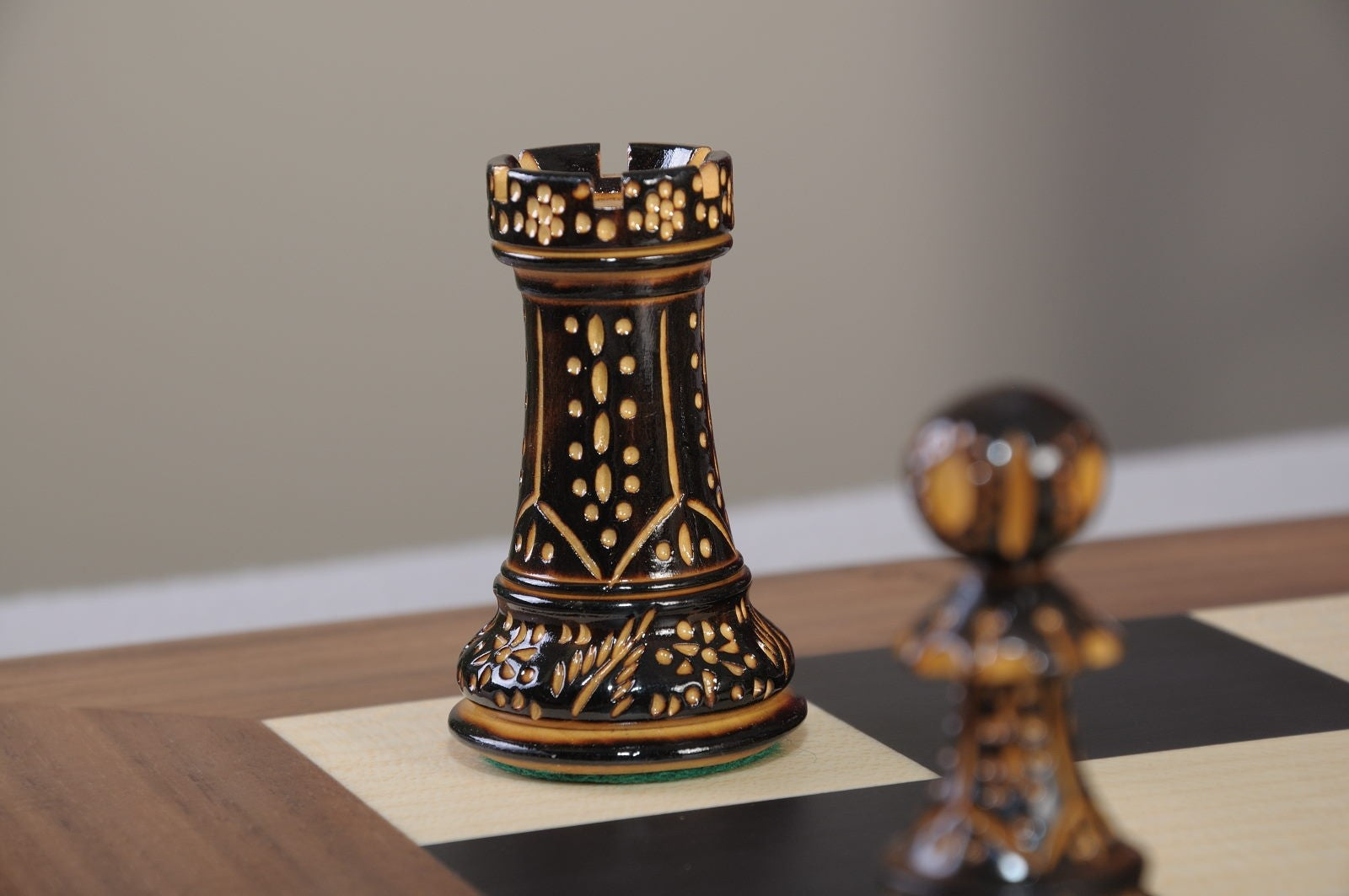 The Burnt Zagreb '59 Series Chess Set, Box, & Board Combination - Crown Humidors