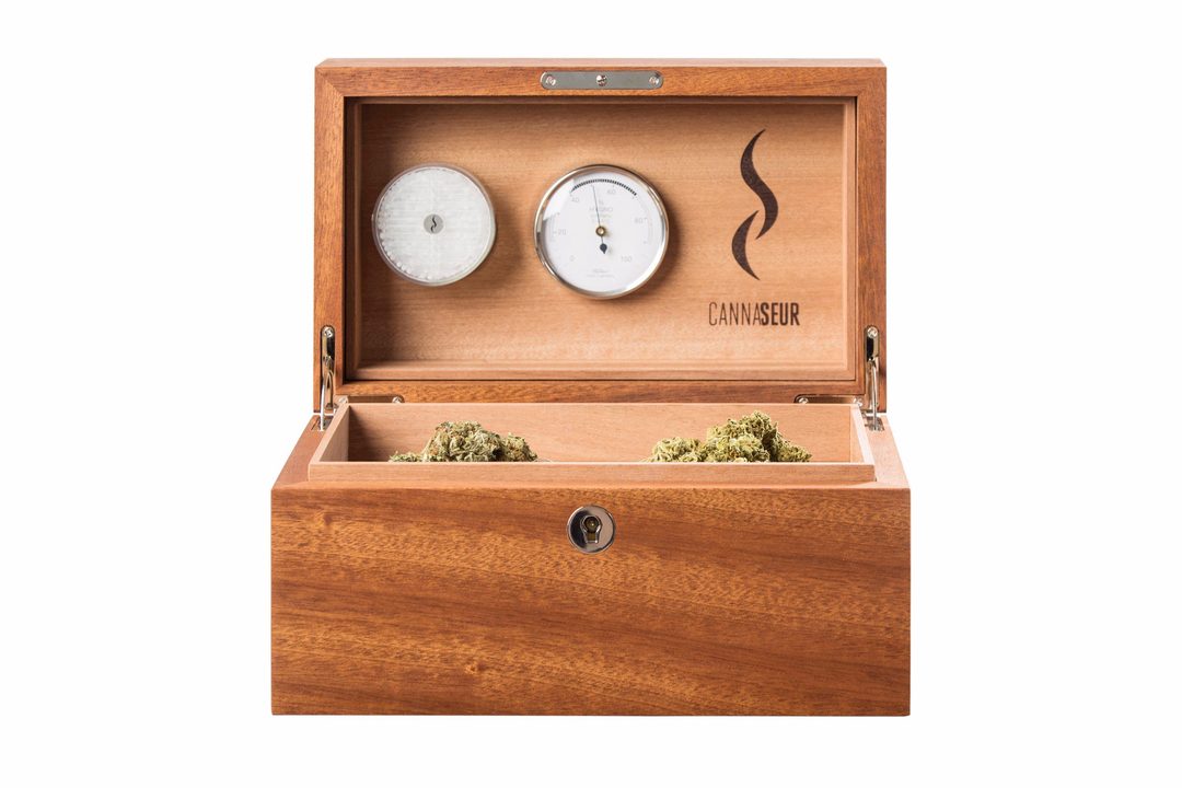 Cannaseur® One Mahogany Cannabis Humidor with 2 Jars and Lock - Crown Humidors